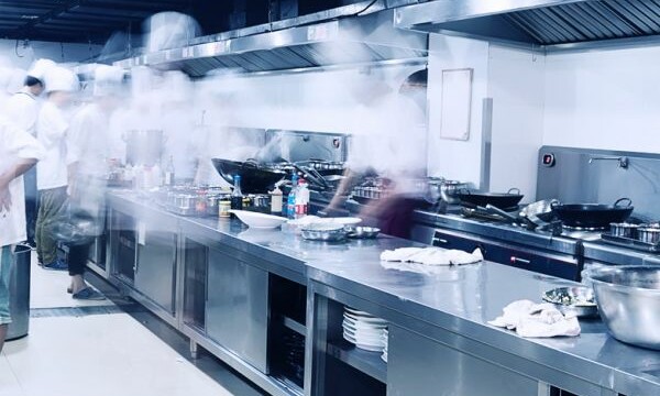 re professionali per la ristorazione: checklist essenziale per non sbagliare acquisto